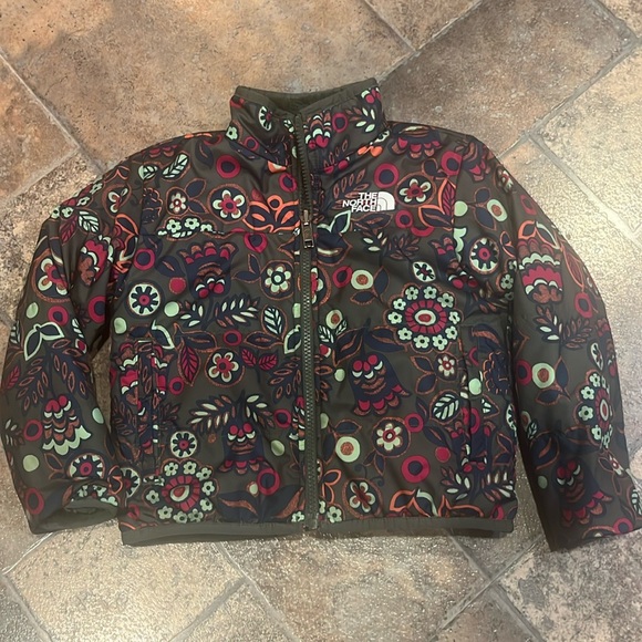 The North Face reversible jacket like new - Picture 1 of 8